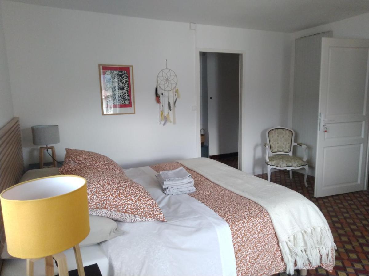La Tour De L'Ange Hotel Herepian Bagian luar foto